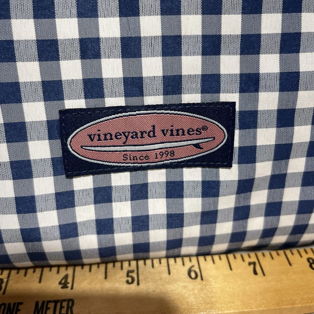 Vineyard Vines Embroidered Whales Swim Trunks Size L Pockets Lined USA W/ Pouch